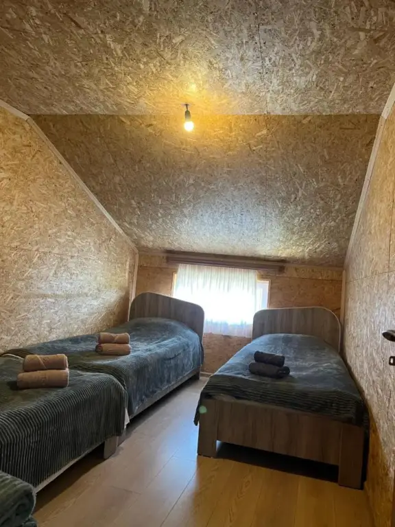 Омало: Guest House Shenako Veranda