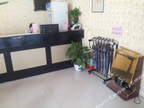 Ганьчжоу: Ganzhou Xinyuan Business Hotel