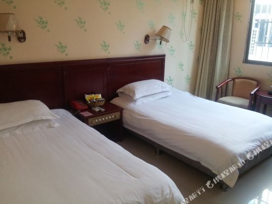 Ганьчжоу: Ganzhou Xinyuan Business Hotel