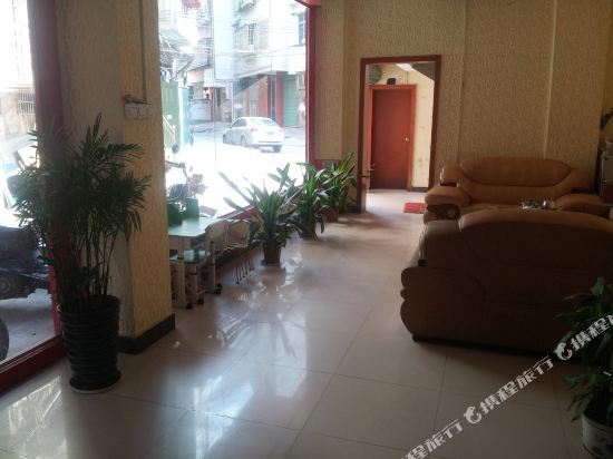 Ганьчжоу: Ganzhou Xinyuan Business Hotel