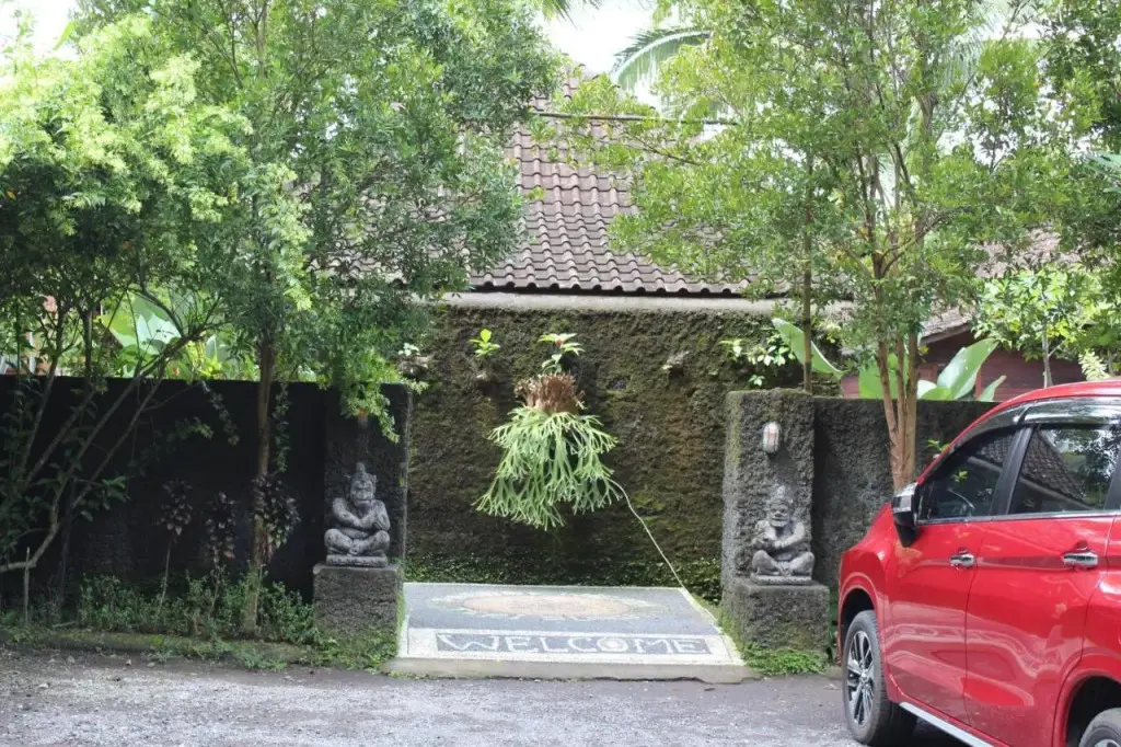 Сидемен: Tepi Sungai Guest House