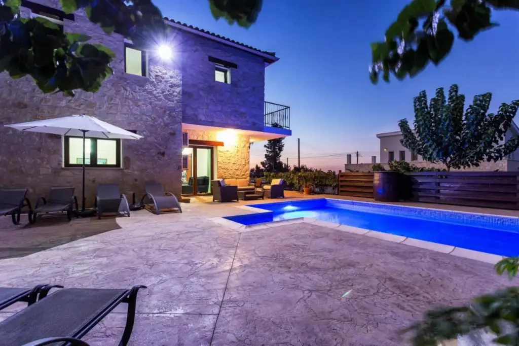 Друшиа: Villa Nikolina