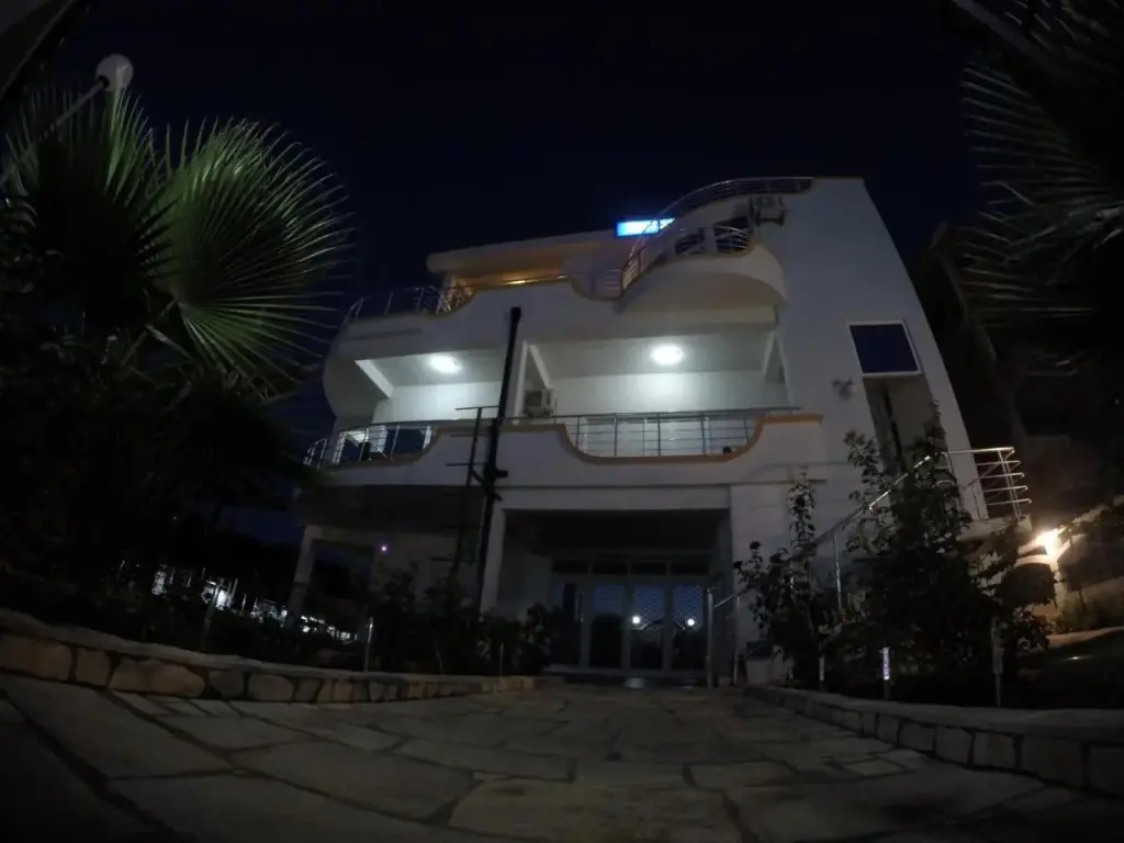 Добро Вода: Apartments Villa Belvedere