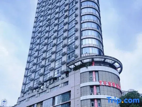 Чэнду: 7Days Inn Hotel (Chengdu Kuanzhai Alley Xidajie Subway Station)