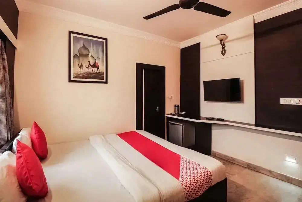 Колката: Amit Hotel by OYO Rooms