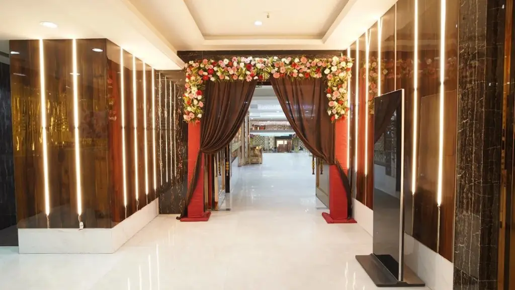 Газиабад: Banana Tree Hotel & Banquets