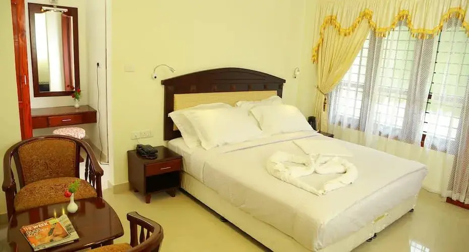 Чирайнкижу: Hotel Kaveri International