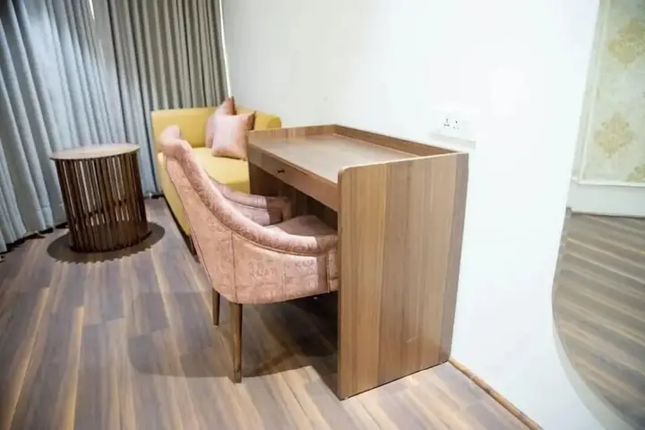 Нью-Дели: The Retreat Resort