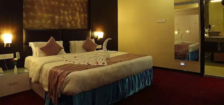 Тирупати: Vihas Hotels