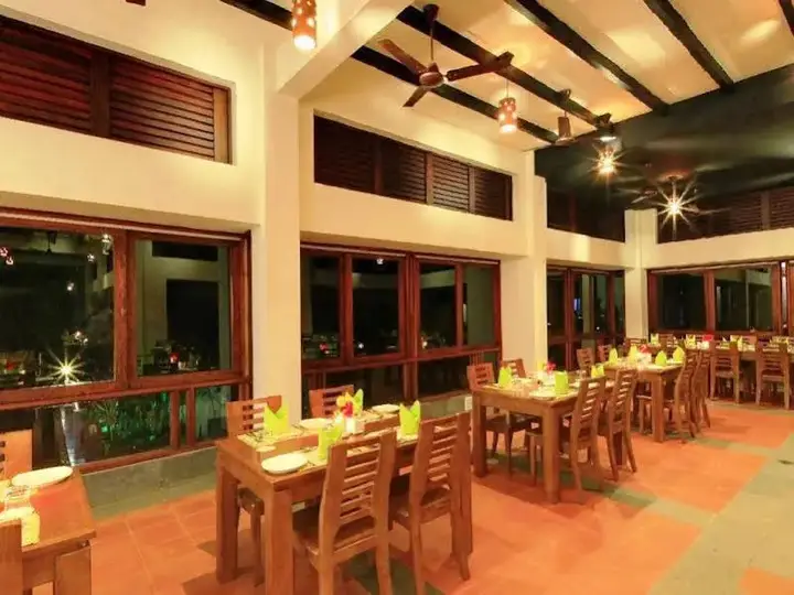 Велламундра: Wayanad Silver Woods