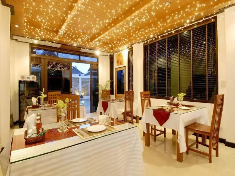 Муанг: Xyza Villa Hotel