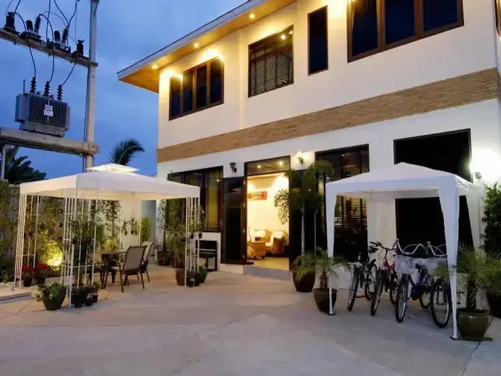 Муанг: Xyza Villa Hotel