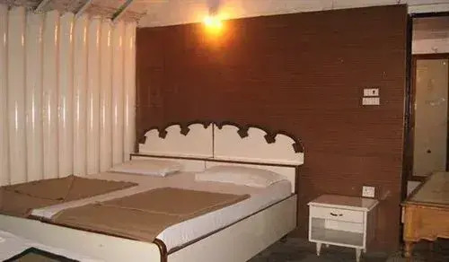 Крепость Ramnagar: Hotel Corbett Jungle Lore