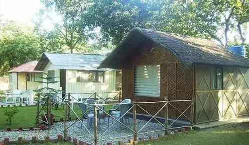 Крепость Ramnagar: Hotel Corbett Jungle Lore