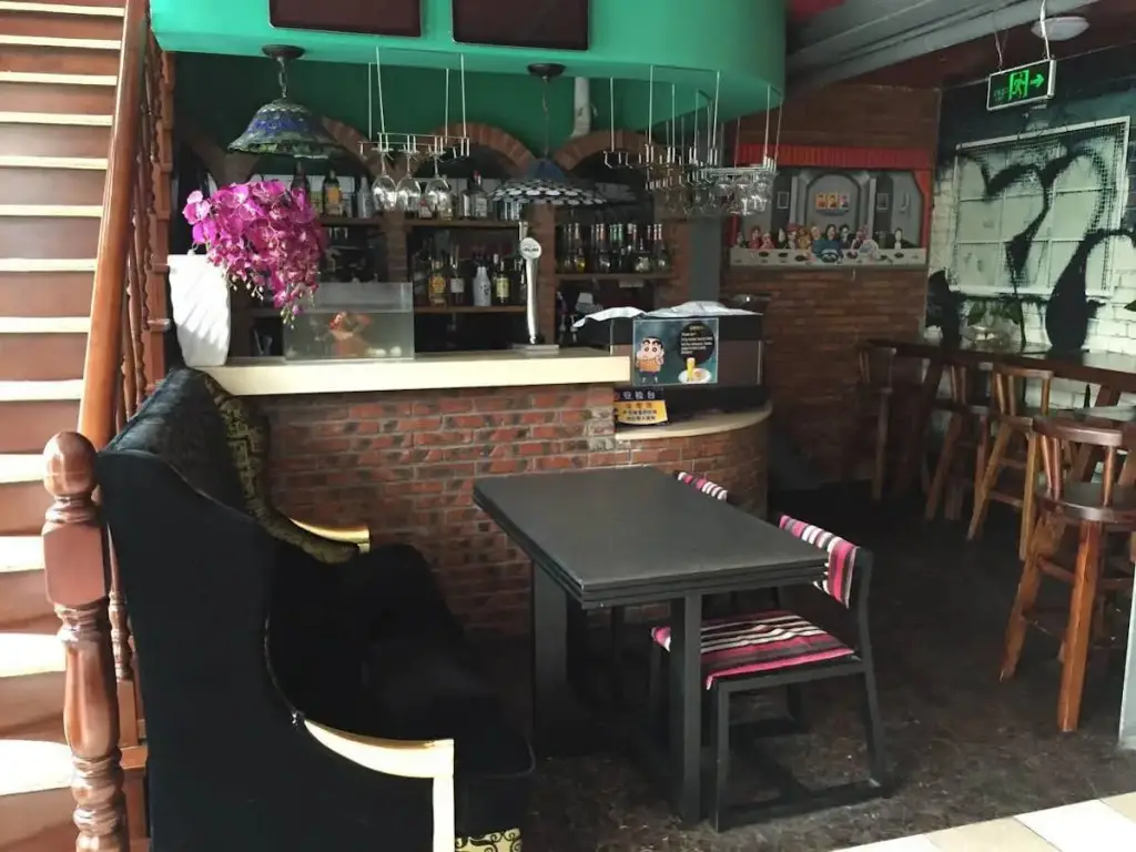 Пекин: Wanlilu International Youth Hostel