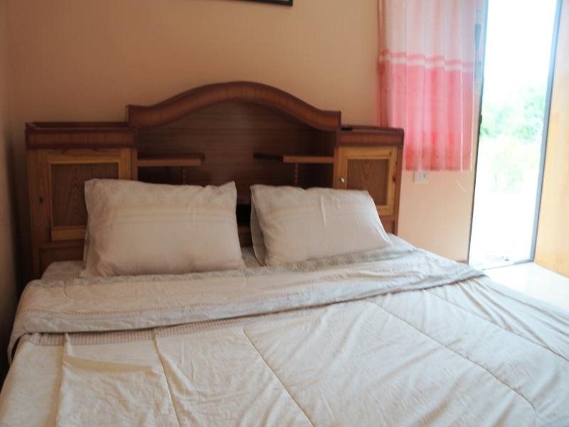 Чом Пхра: Khankluay Resort