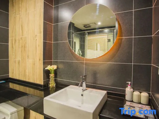 Циндао: Golden Beach Boutique Hotel