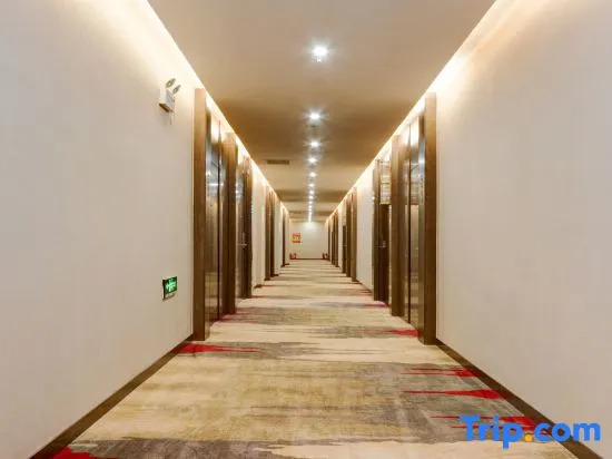 Циньхуандао: Tang Bai Hai Jing hotel (tiger stone shop, Beidaihe)