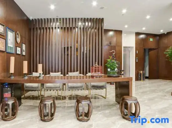 Циньхуандао: Tang Bai Hai Jing hotel (tiger stone shop, Beidaihe)