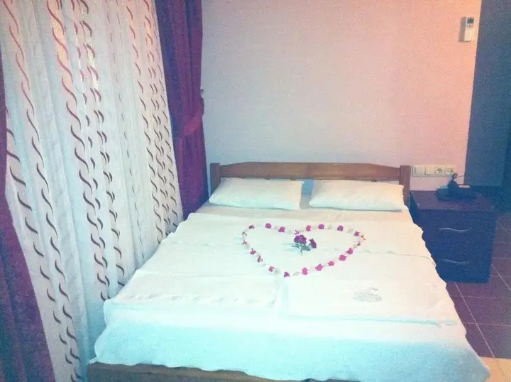 Силифке: Fami̇ra Otel