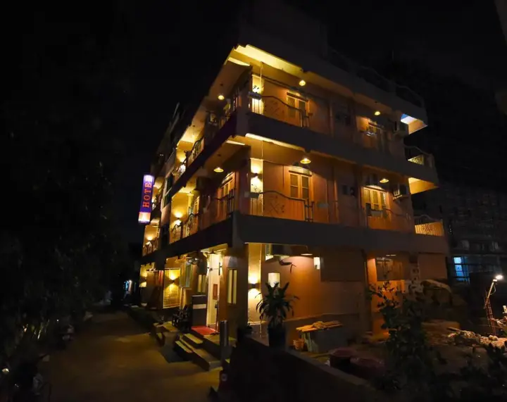Бангалор: Hotel Shanthi Residency Marathalli
