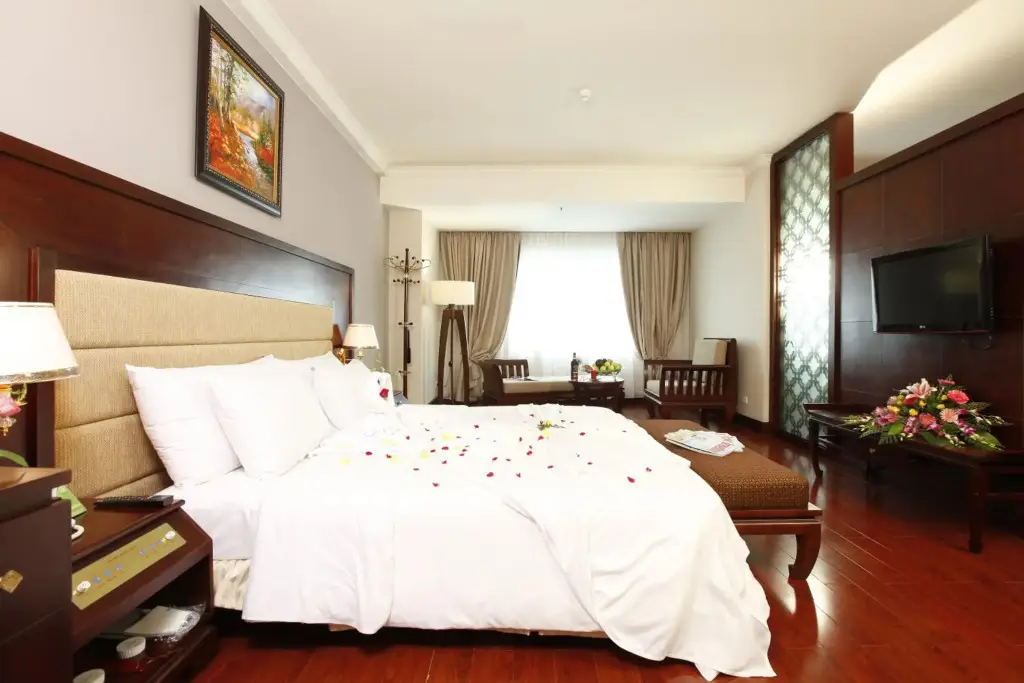 Халонг: Majestic - Mong Cai Hotel