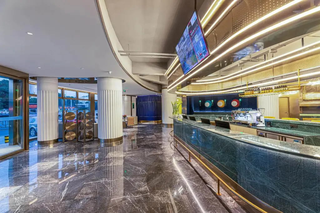 Сучжоу: Starway Hotel Zhangjiagang Bai Lu Road