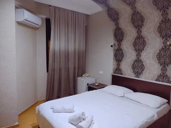 Батуми: hotel golden star