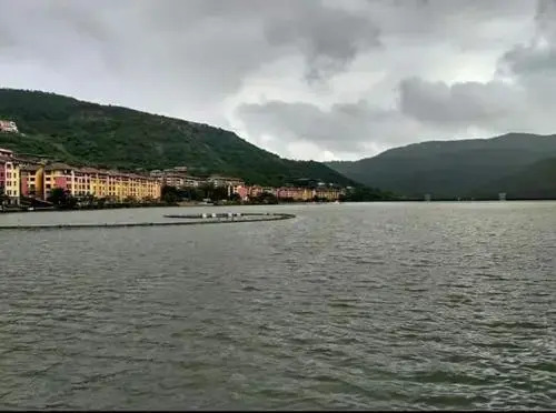 Амби Вэлли Сити: Ajinkya Lake Resort