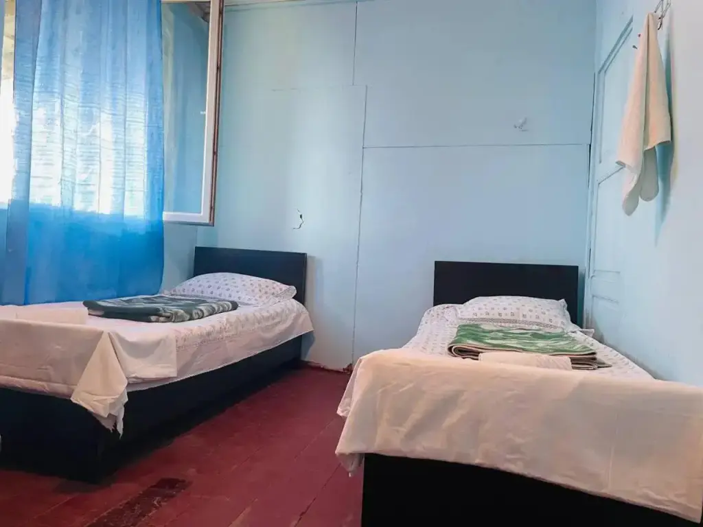 Уреки: 86 E. Takaishvili Guest House