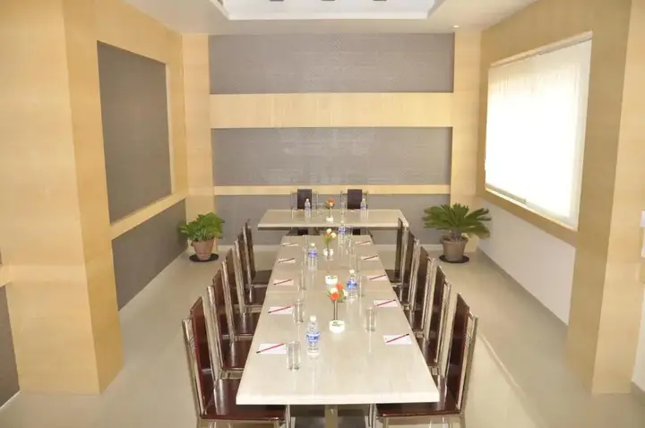 Кришнагири: Alps Residency - A Bergamont Hotel, Krishnagiri