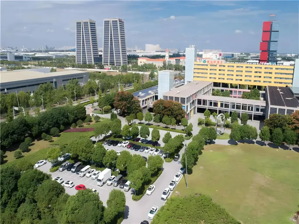 Сучжоу: Vienna Hotel Suzhou Industrial Park Yangcheng Lake Fashion Stage