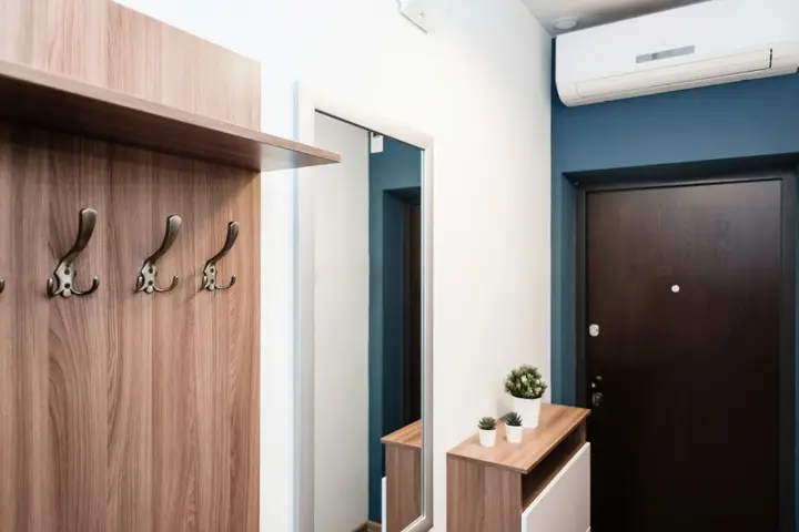 Екатеринбург: 3 Апартаменты Малышева 42 (08)