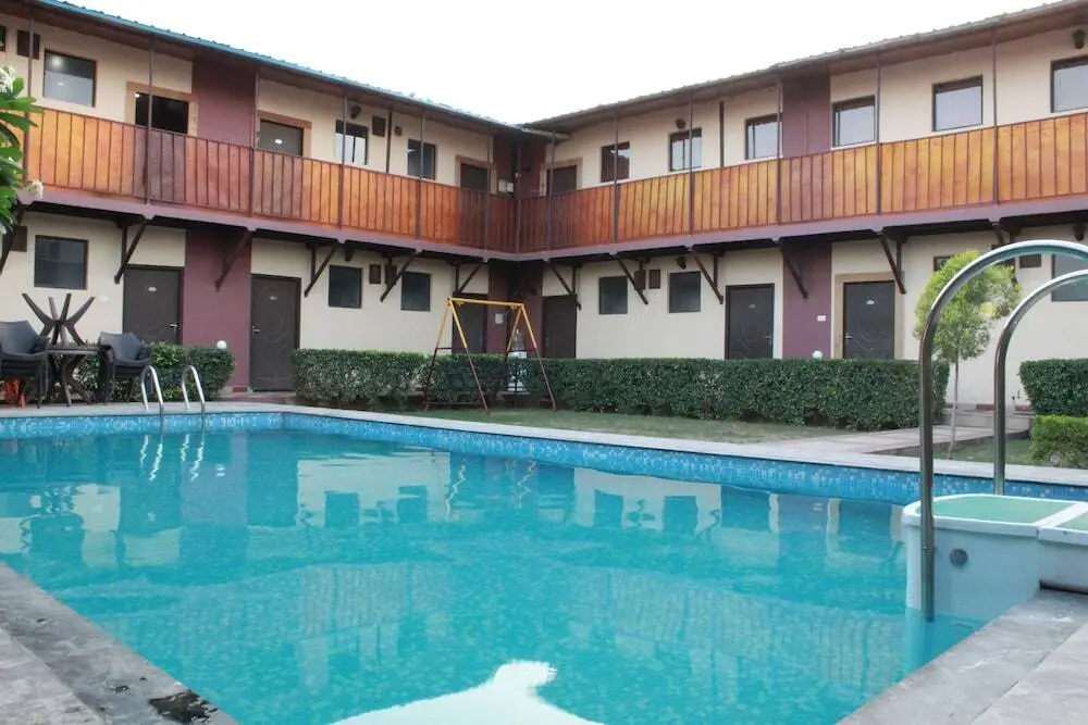 Гуруграм: OYO Rooms IMT Manesar