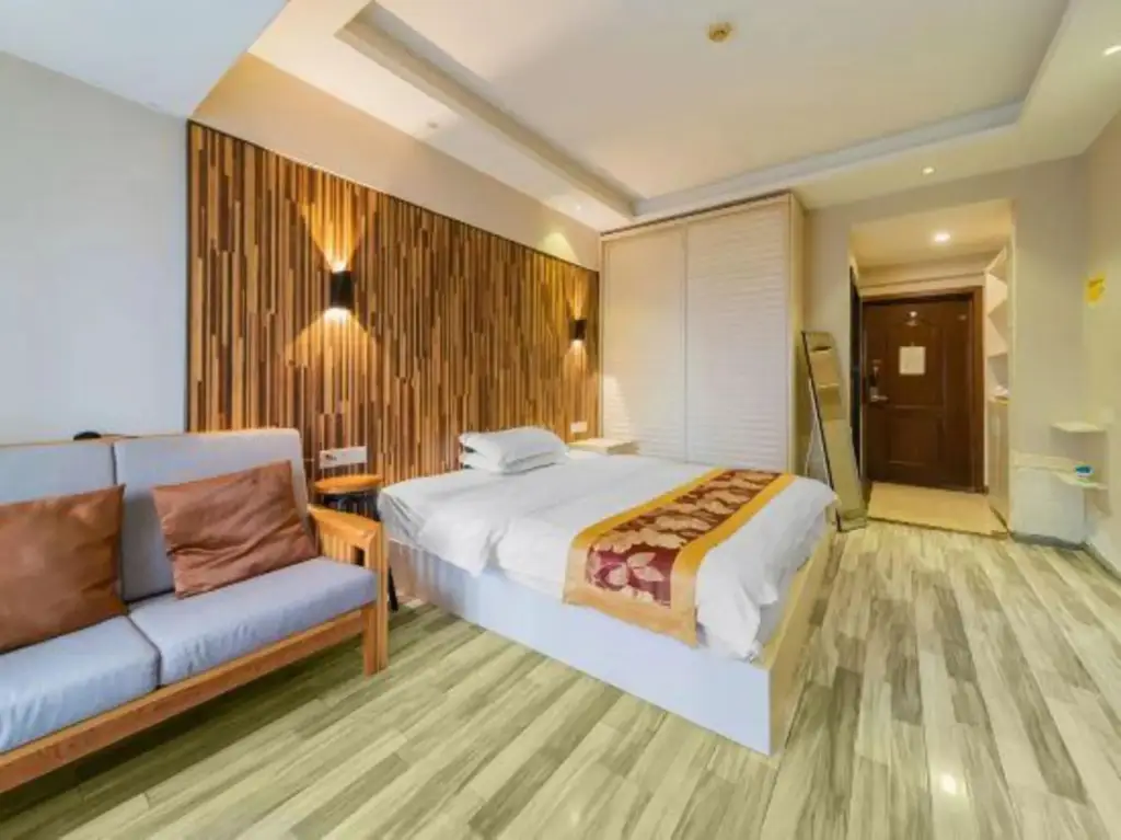 Чэнду: Chang Jiang Apartment Hui Zhan Store