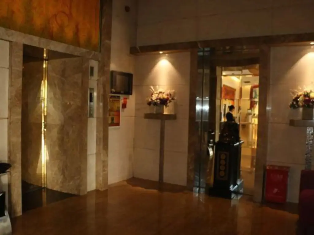 Гуангхан: Xingxing Hotel