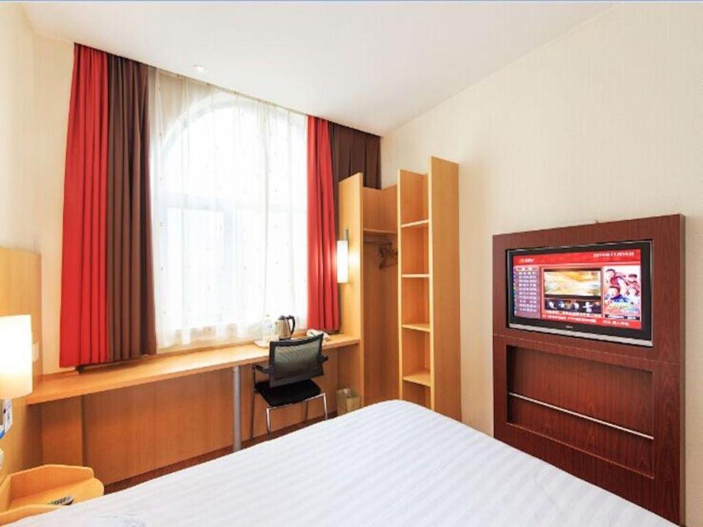 Ханчжоу: Hanting Hotel Hangzhou Xiaoshan Zhanqian Road