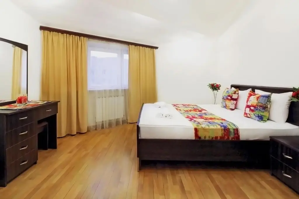 Ереван: Apartment at Chaykovski Street (New Building)
