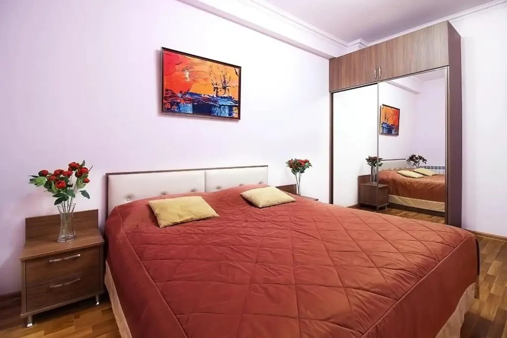 Ереван: 2 Bedroom Apartment on Arami street