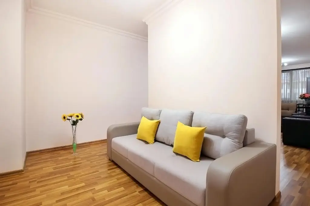 Ереван: 2 Bedroom Apartment on Arami street