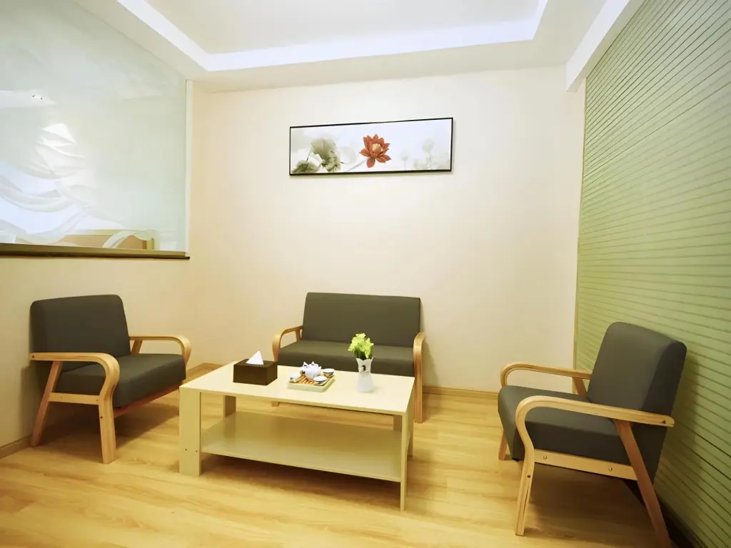Цзиндэчжэнь: GreenTree Inn Jingdezhen Square North Road Express Hotel