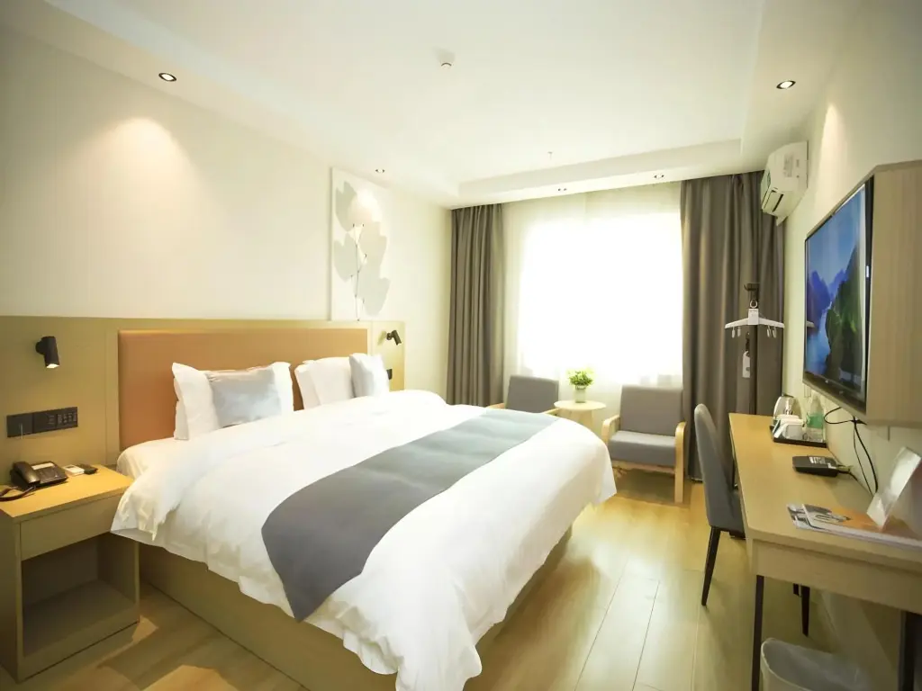 Цзиндэчжэнь: GreenTree Inn Jingdezhen Square North Road Express Hotel