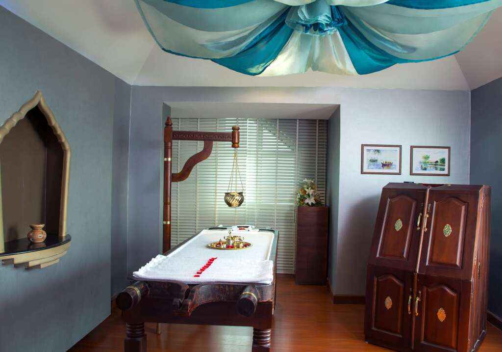 Эрамаллур: Radisson Blu Kochi