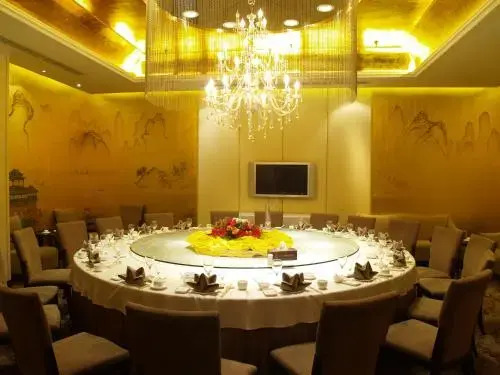 Далянь: Dalian Xinyue Hotel