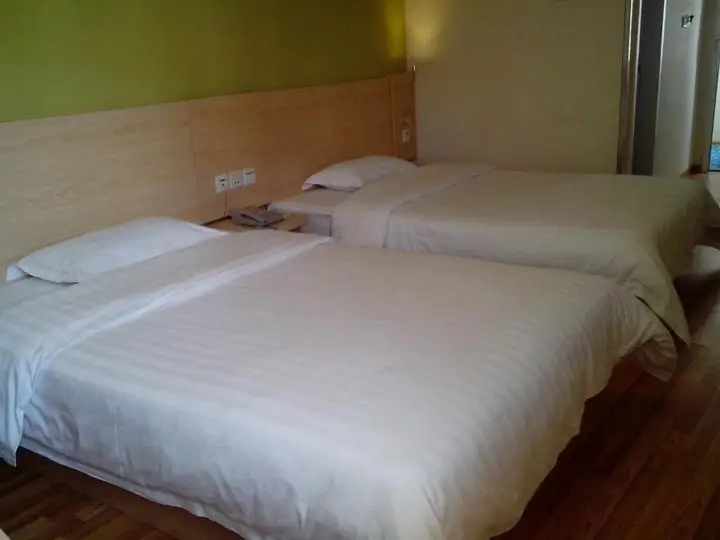 Шанхай: Jinjiang Inn Shanghai Xujiahui Tianyaoqiao Road