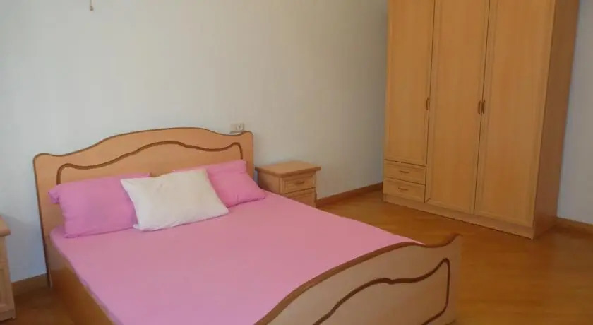 Ереван: Guest House at Keri street