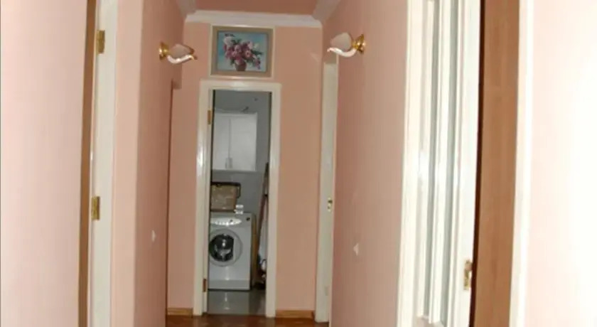 Ереван: Apartment on Isahakyan Street