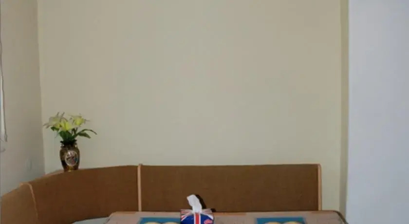 Ереван: Apartment on Isahakyan Street
