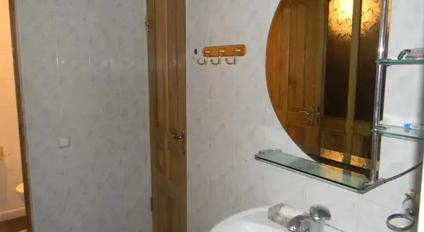 Иджеван: Karimar B&B