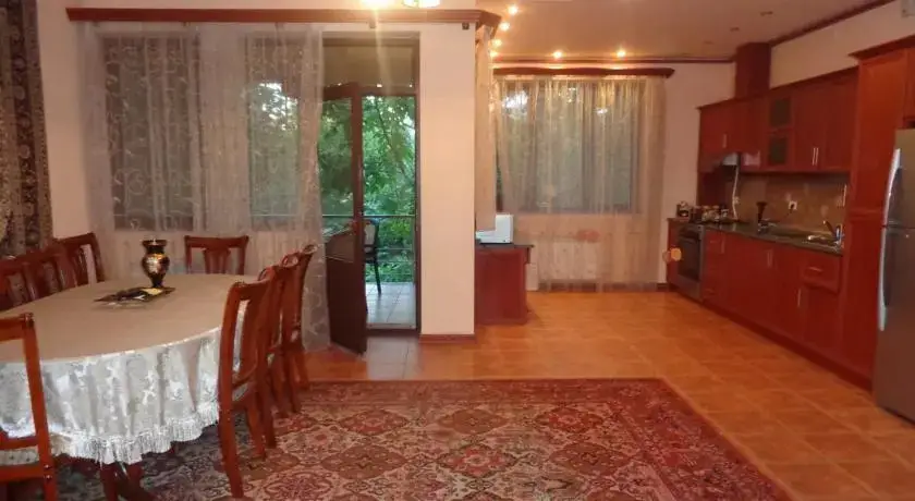 Ереван: Villa Hakobyan